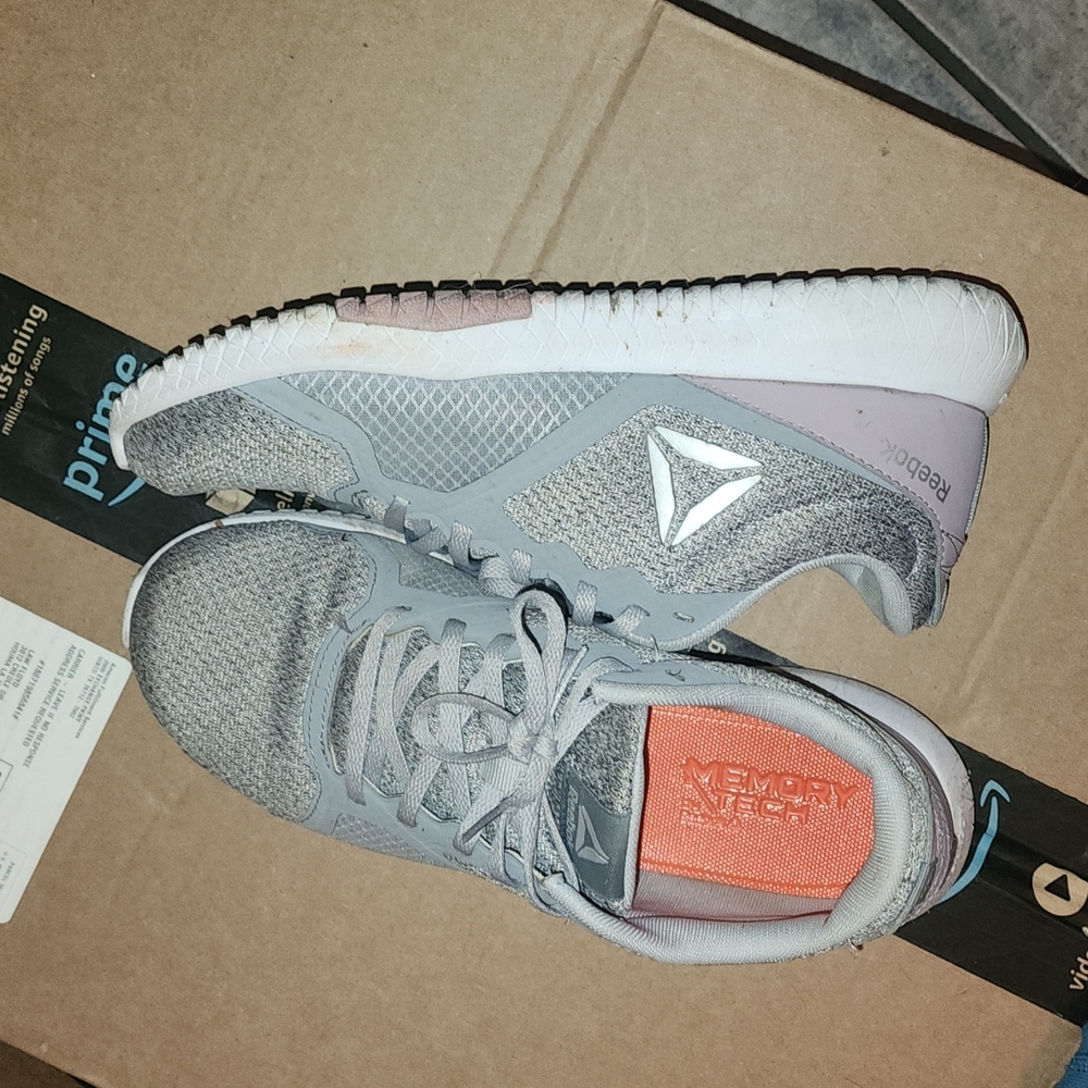 Womens reebok memory tech purple and gray 8.5